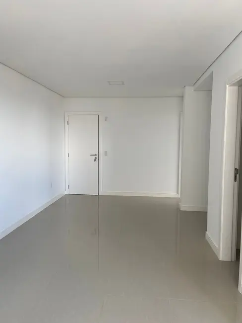 Foto 2 de Apartamento com 2 quartos à venda, 80m2 em Centro, Itajai - SC