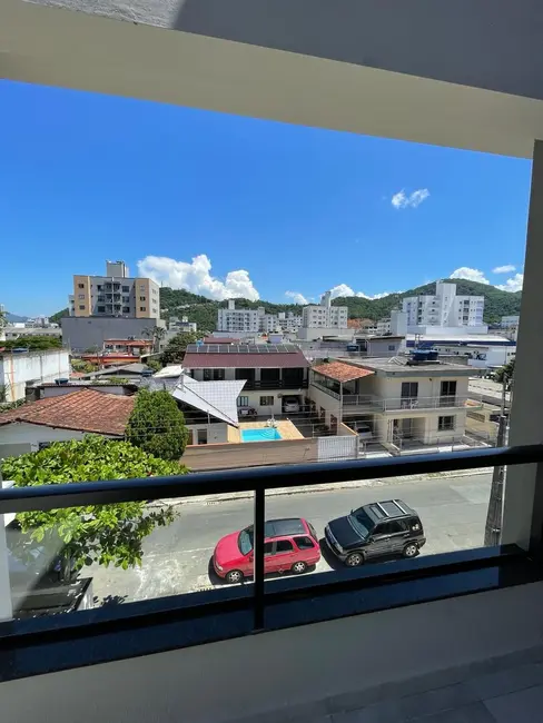 Foto 2 de Apartamento com 2 quartos à venda, 65m2 em Nações, Balneario Camboriu - SC