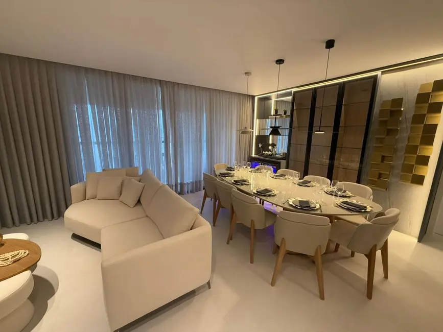 Apartamento com 4 quartos à venda, 132m2 em Centro, Balneario Camboriu - SC - imagem 8 Foto 8 de Apartamento com 4 quartos à venda, 132m2 em Centro, Balneario Camboriu - SC