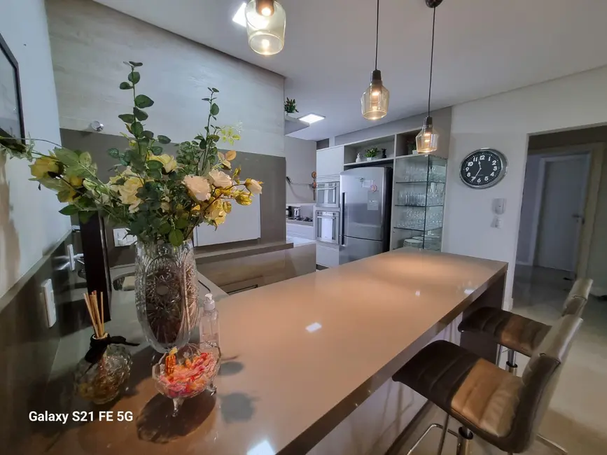 Foto 5 de Apartamento com 3 quartos à venda, 135m2 em Pioneiros, Balneario Camboriu - SC