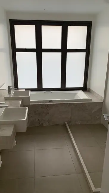Apartamento com 3 quartos à venda, 181m2 em Gleba Fazenda Palhano, Londrina - PR - imagem 9 Foto 9 de Apartamento com 3 quartos à venda, 181m2 em Gleba Fazenda Palhano, Londrina - PR