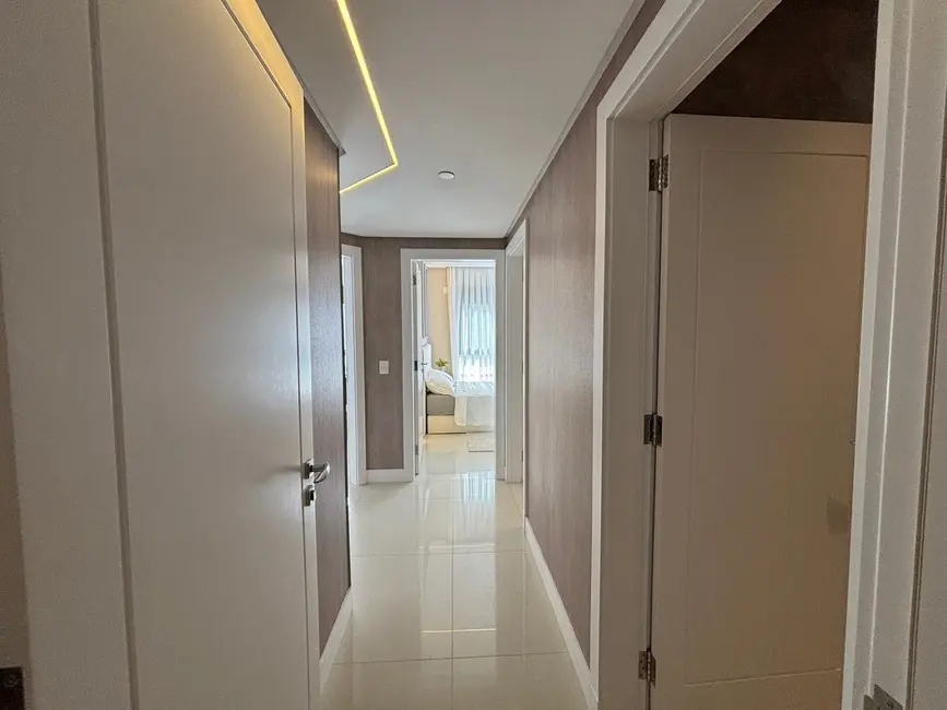 Foto 6 de Apartamento com 4 quartos à venda, 182m2 em Centro, Balneario Camboriu - SC