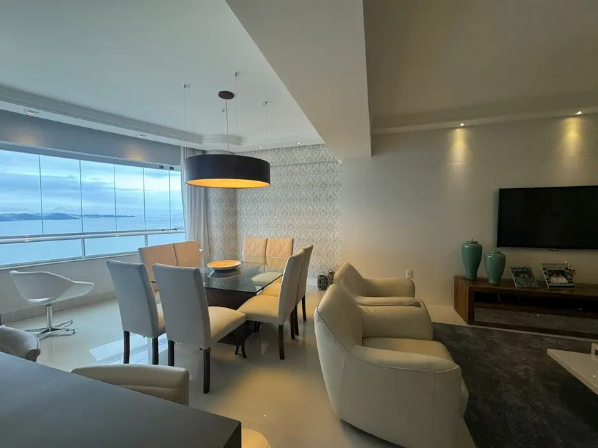 Apartamento com 3 quartos à venda, 140m2 em Centro, Balneario Camboriu - SC - imagem 3 Foto 3 de Apartamento com 3 quartos à venda, 140m2 em Centro, Balneario Camboriu - SC