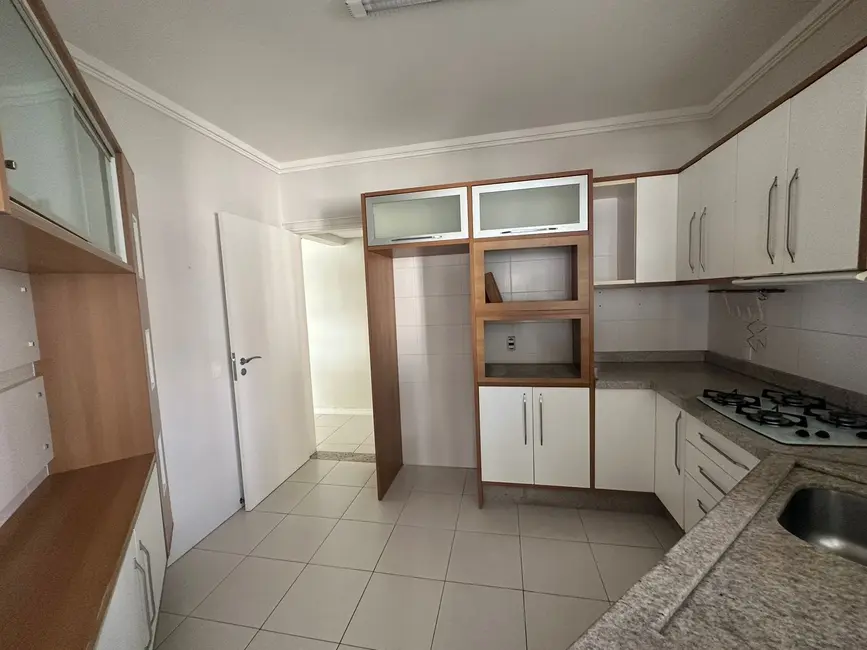 Foto 6 de Apartamento com 3 quartos à venda, 124m2 em Pioneiros, Balneario Camboriu - SC