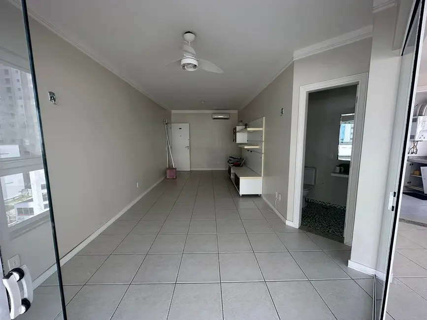 Foto 4 de Apartamento com 3 quartos à venda, 124m2 em Pioneiros, Balneario Camboriu - SC