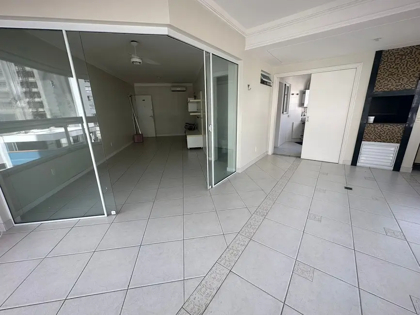 Foto 2 de Apartamento com 3 quartos à venda, 124m2 em Pioneiros, Balneario Camboriu - SC