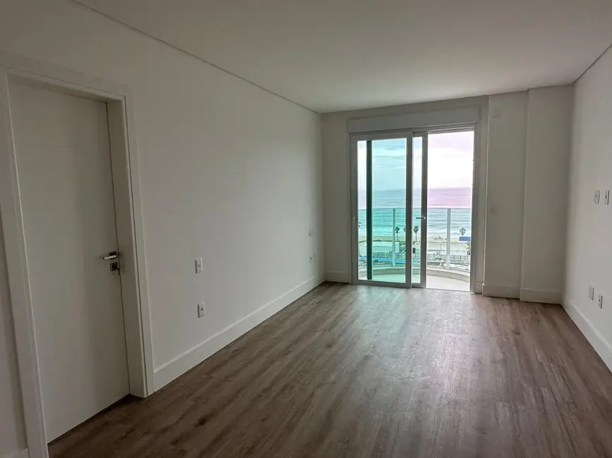 Apartamento com 3 quartos à venda, 150m2 em Itajai - SC - imagem 6 Foto 6 de Apartamento com 3 quartos à venda, 150m2 em Itajai - SC