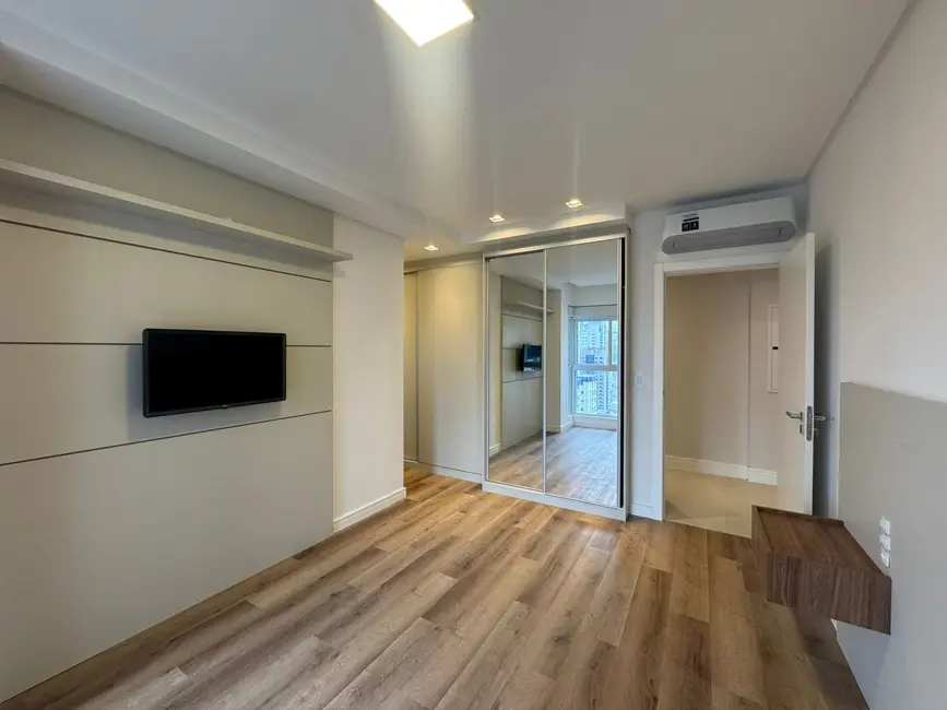 Foto 5 de Apartamento com 4 quartos à venda, 163m2 em Centro, Balneario Camboriu - SC