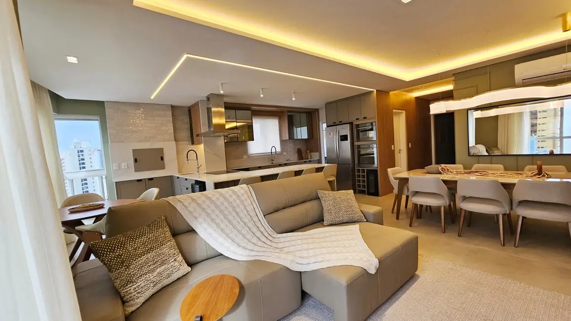 Apartamento com 4 quartos à venda, 163m2 em Centro, Balneario Camboriu - SC - imagem 3 Foto 3 de Apartamento com 4 quartos à venda, 163m2 em Centro, Balneario Camboriu - SC