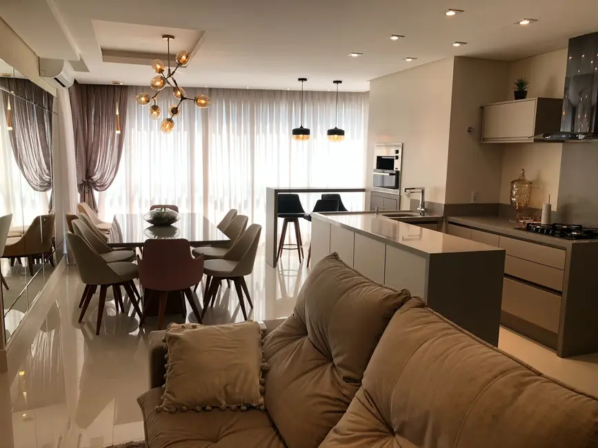 Foto 3 de Apartamento com 3 quartos à venda, 114m2 em Centro, Balneario Camboriu - SC