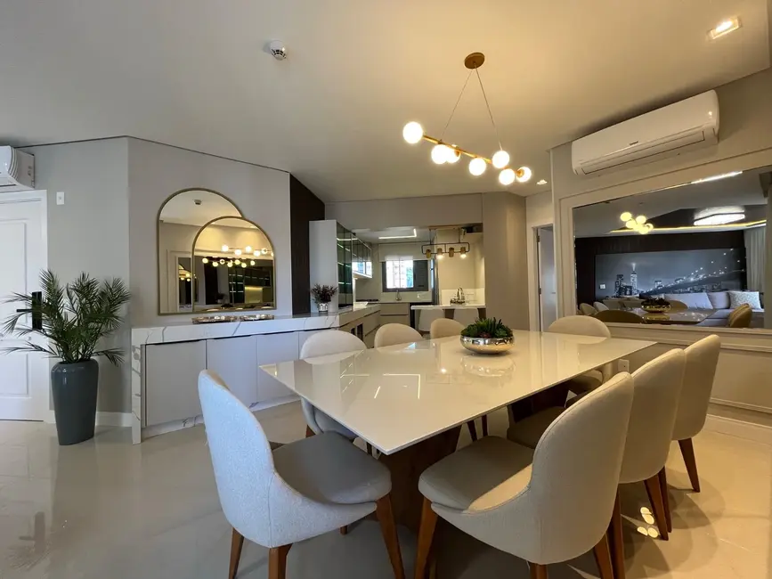 Foto 1 de Apartamento com 4 quartos à venda, 182m2 em Centro, Balneario Camboriu - SC