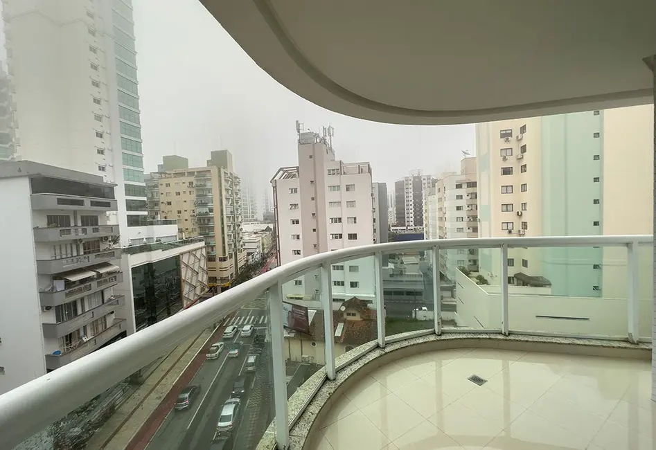 Apartamento com 3 quartos à venda, 143m2 em Centro, Balneario Camboriu - SC - imagem 7 Foto 7 de Apartamento com 3 quartos à venda, 143m2 em Centro, Balneario Camboriu - SC