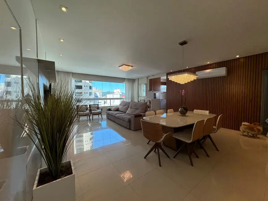 Apartamento com 3 quartos à venda, 133m2 em Centro, Balneario Camboriu - SC - imagem 3 Foto 3 de Apartamento com 3 quartos à venda, 133m2 em Centro, Balneario Camboriu - SC