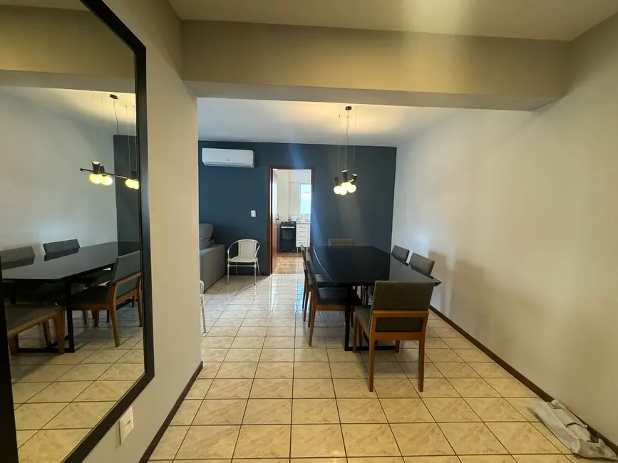 Apartamento com 2 quartos à venda, 96m2 em Centro, Balneario Camboriu - SC - imagem 3 Foto 3 de Apartamento com 2 quartos à venda, 96m2 em Centro, Balneario Camboriu - SC