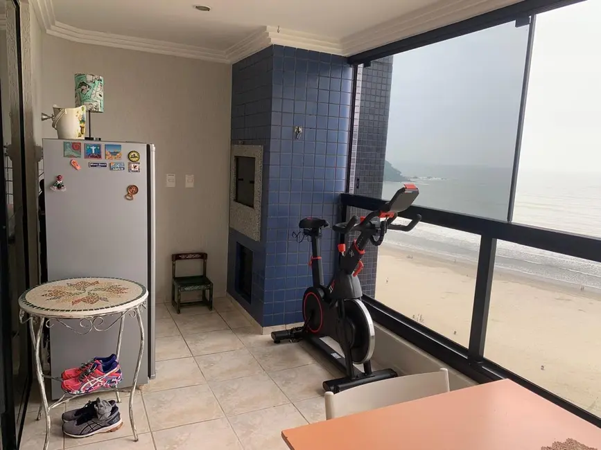 Apartamento com 3 quartos à venda, 150m2 em Centro, Balneario Camboriu - SC - imagem 7 Foto 7 de Apartamento com 3 quartos à venda, 150m2 em Centro, Balneario Camboriu - SC