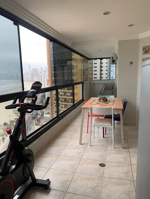 Apartamento com 3 quartos à venda, 150m2 em Centro, Balneario Camboriu - SC - imagem 6 Foto 6 de Apartamento com 3 quartos à venda, 150m2 em Centro, Balneario Camboriu - SC