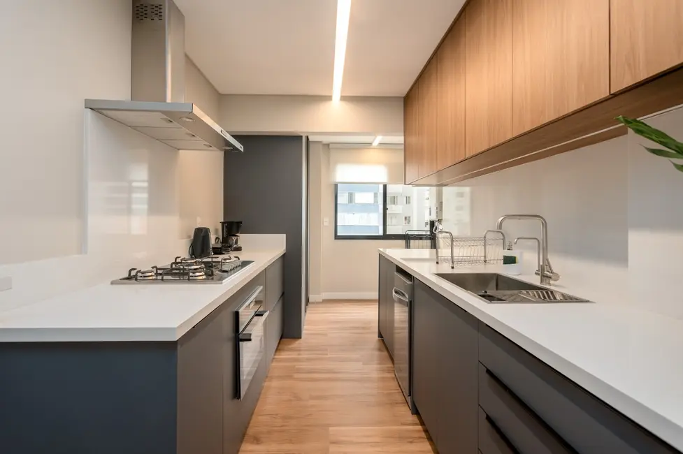 Apartamento com 3 quartos à venda, 180m2 em Centro, Balneario Camboriu - SC - imagem 7 Foto 7 de Apartamento com 3 quartos à venda, 180m2 em Centro, Balneario Camboriu - SC