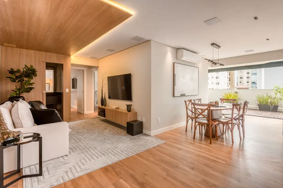 Apartamento com 3 quartos à venda, 180m2 em Centro, Balneario Camboriu - SC - imagem 3 Foto 3 de Apartamento com 3 quartos à venda, 180m2 em Centro, Balneario Camboriu - SC