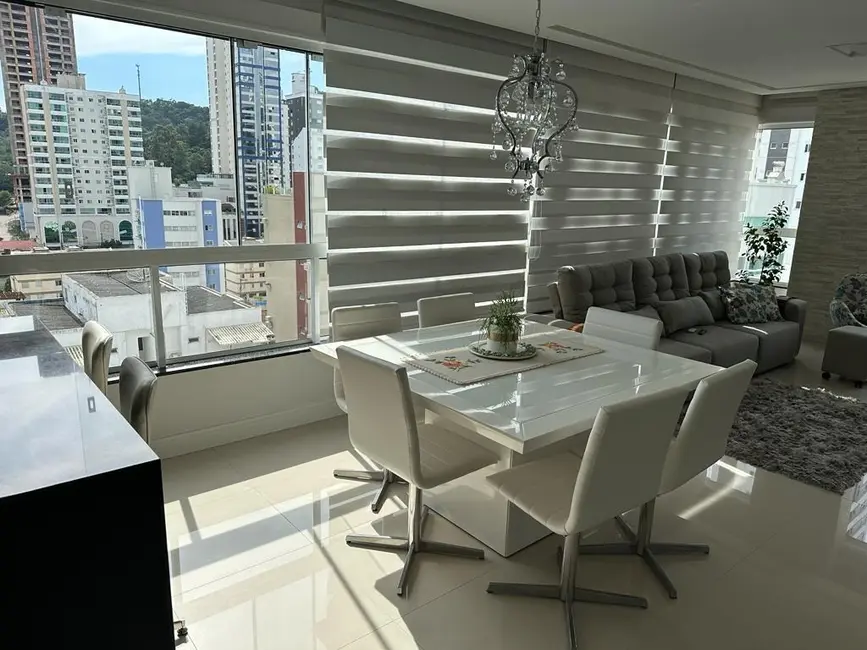 Apartamento com 3 quartos à venda, 118m2 em Pioneiros, Balneario Camboriu - SC - imagem 3 Foto 3 de Apartamento com 3 quartos à venda, 118m2 em Pioneiros, Balneario Camboriu - SC