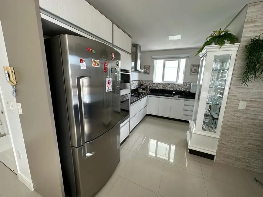 Apartamento com 3 quartos à venda, 118m2 em Pioneiros, Balneario Camboriu - SC - imagem 5 Foto 5 de Apartamento com 3 quartos à venda, 118m2 em Pioneiros, Balneario Camboriu - SC