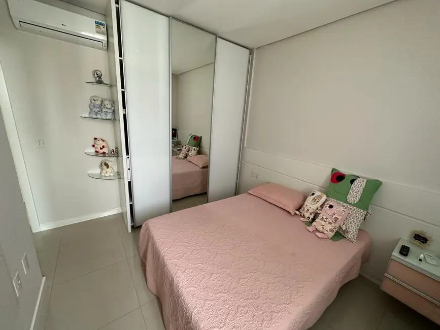 Apartamento com 3 quartos à venda, 118m2 em Pioneiros, Balneario Camboriu - SC - imagem 8 Foto 8 de Apartamento com 3 quartos à venda, 118m2 em Pioneiros, Balneario Camboriu - SC