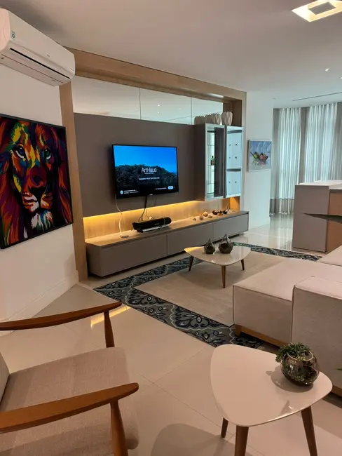 Apartamento com 3 quartos à venda, 134m2 em Centro, Balneario Camboriu - SC - imagem 4 Foto 4 de Apartamento com 3 quartos à venda, 134m2 em Centro, Balneario Camboriu - SC