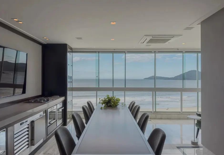 Apartamento com 3 quartos à venda, 317m2 em Centro, Balneario Camboriu - SC - imagem 4 Foto 4 de Apartamento com 3 quartos à venda, 317m2 em Centro, Balneario Camboriu - SC