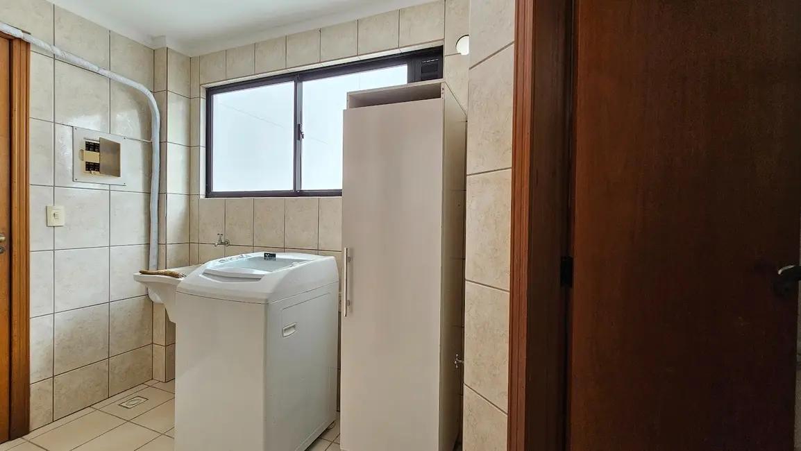 Apartamento com 3 quartos à venda, 116m2 em Centro, Balneario Camboriu - SC - imagem 8 Foto 8 de Apartamento com 3 quartos à venda, 116m2 em Centro, Balneario Camboriu - SC