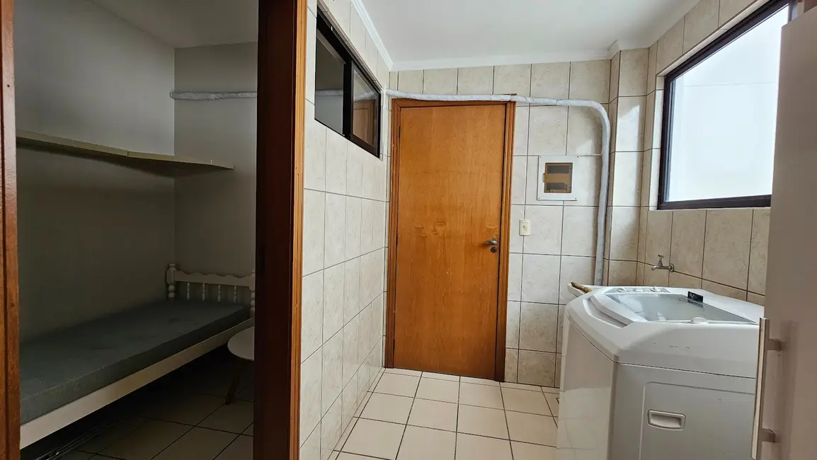 Apartamento com 3 quartos à venda, 116m2 em Centro, Balneario Camboriu - SC - imagem 7 Foto 7 de Apartamento com 3 quartos à venda, 116m2 em Centro, Balneario Camboriu - SC