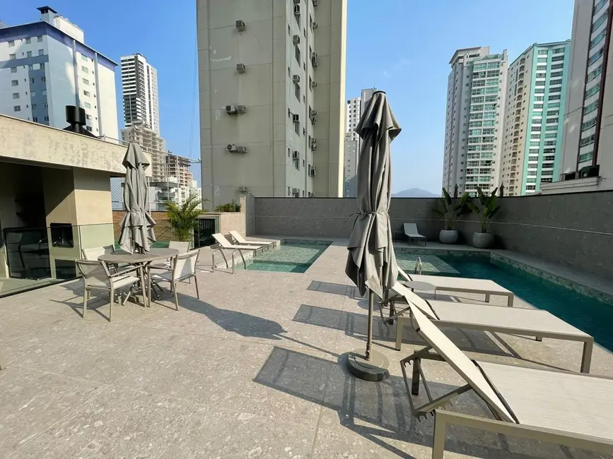 Apartamento com 4 quartos à venda, 149m2 em Centro, Balneario Camboriu - SC - imagem 8 Foto 8 de Apartamento com 4 quartos à venda, 149m2 em Centro, Balneario Camboriu - SC