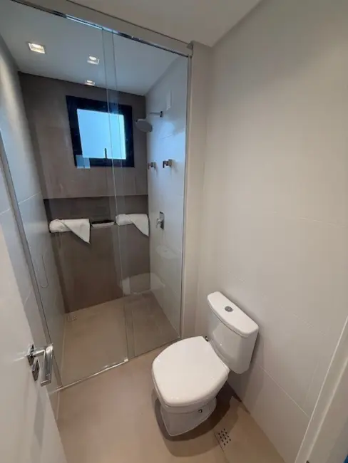 Apartamento com 4 quartos à venda, 149m2 em Centro, Balneario Camboriu - SC - imagem 2 Foto 2 de Apartamento com 4 quartos à venda, 149m2 em Centro, Balneario Camboriu - SC