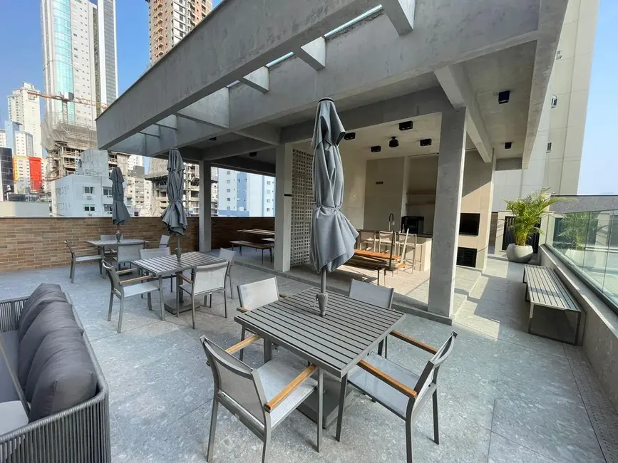 Apartamento com 4 quartos à venda, 149m2 em Centro, Balneario Camboriu - SC - imagem 9 Foto 9 de Apartamento com 4 quartos à venda, 149m2 em Centro, Balneario Camboriu - SC