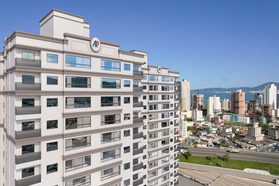 Apartamento com 2 quartos à venda, 69m2 em Itapema - SC - imagem 4 Foto 4 de Apartamento com 2 quartos à venda, 69m2 em Itapema - SC