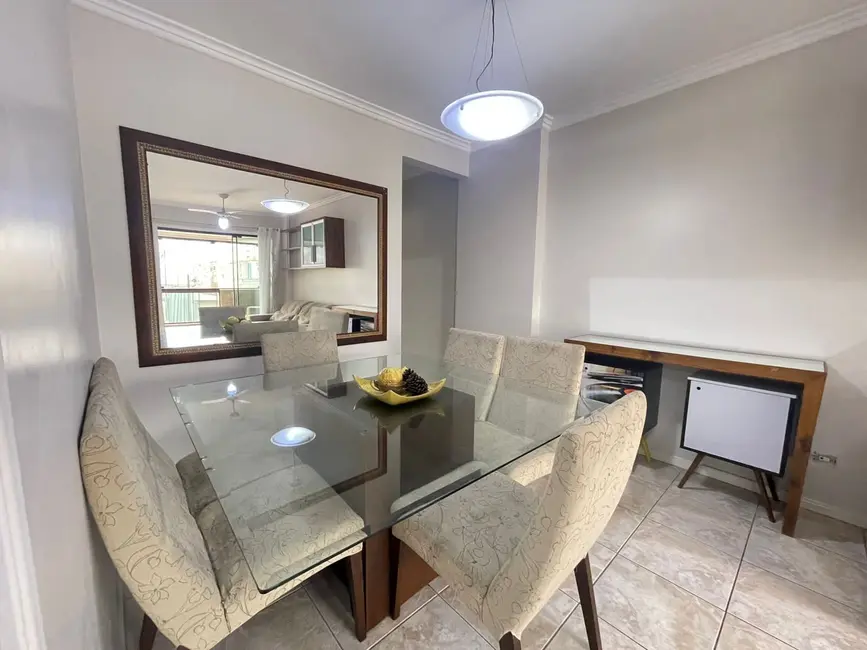 Apartamento com 3 quartos à venda, 126m2 em Centro, Balneario Camboriu - SC - imagem 8 Foto 8 de Apartamento com 3 quartos à venda, 126m2 em Centro, Balneario Camboriu - SC