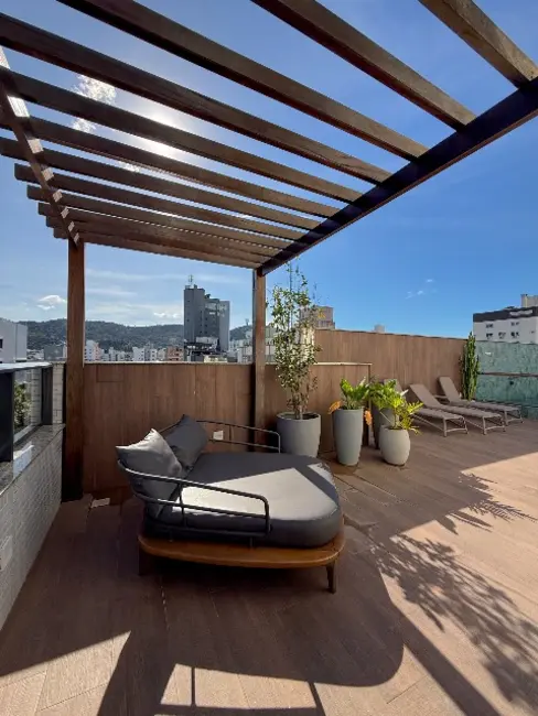 Foto 3 de Apartamento com 3 quartos à venda, 135m2 em Centro, Balneario Camboriu - SC