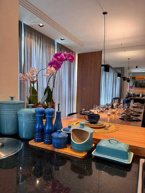 Apartamento com 3 quartos à venda, 136m2 em Centro, Balneario Camboriu - SC - imagem 9 Foto 9 de Apartamento com 3 quartos à venda, 136m2 em Centro, Balneario Camboriu - SC