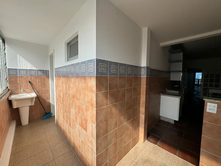 Apartamento com 4 quartos à venda e para alugar, 210m2 em Centro, Balneario Camboriu - SC - imagem 9 Foto 9 de Apartamento com 4 quartos à venda e para alugar, 210m2 em Centro, Balneario Camboriu - SC