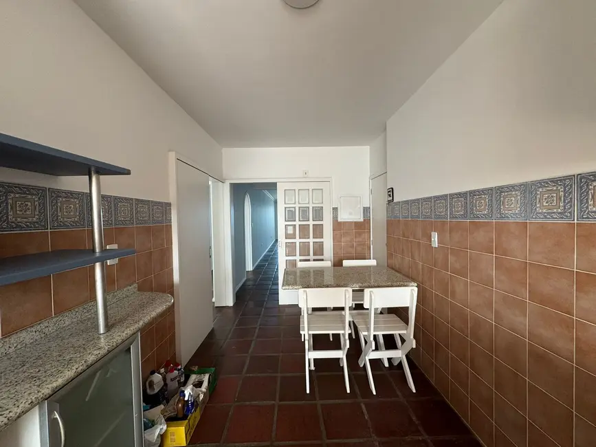 Apartamento com 4 quartos à venda e para alugar, 210m2 em Centro, Balneario Camboriu - SC - imagem 7 Foto 7 de Apartamento com 4 quartos à venda e para alugar, 210m2 em Centro, Balneario Camboriu - SC