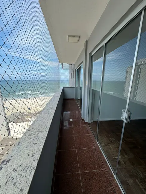 Apartamento com 4 quartos à venda e para alugar, 210m2 em Centro, Balneario Camboriu - SC - imagem 3 Foto 3 de Apartamento com 4 quartos à venda e para alugar, 210m2 em Centro, Balneario Camboriu - SC