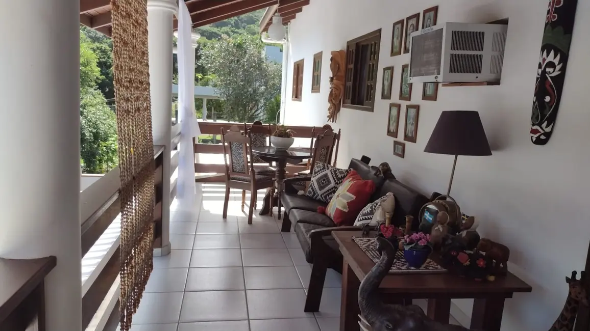 Foto 4 de Casa com 5 quartos à venda, 500m2 em Praia das Taquaras, Balneario Camboriu - SC