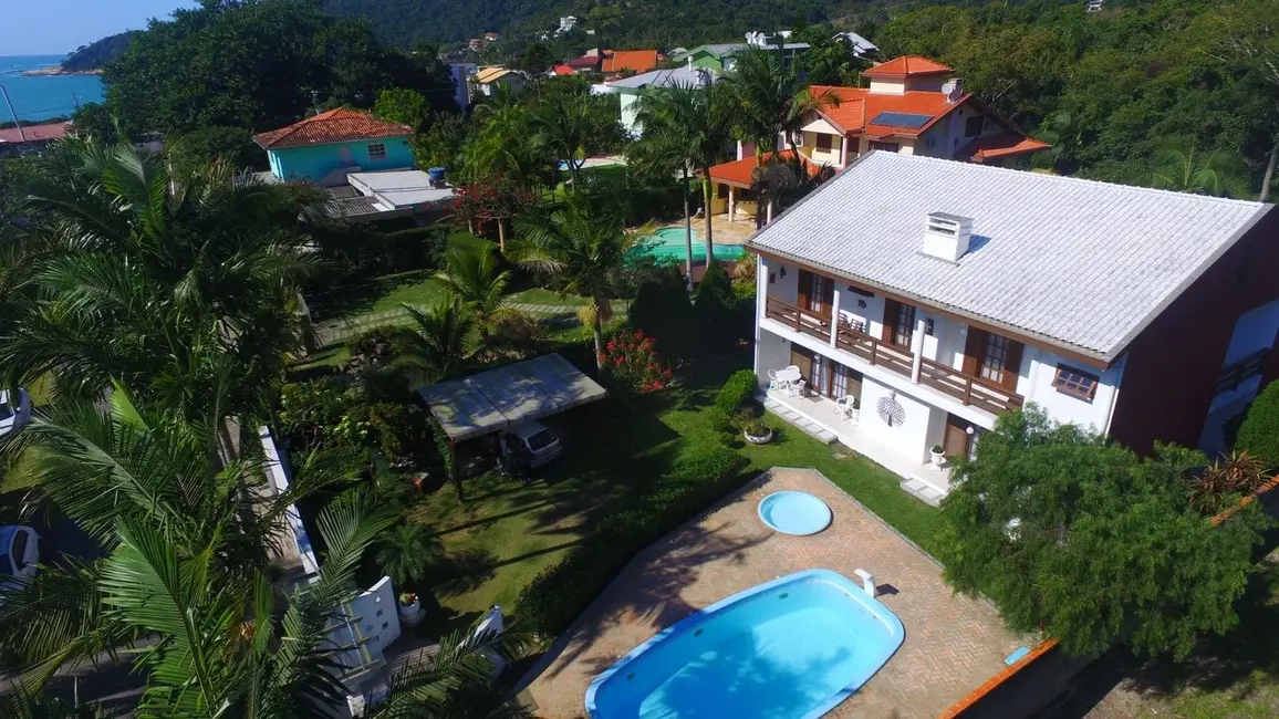 Foto 6 de Casa com 5 quartos à venda, 500m2 em Praia das Taquaras, Balneario Camboriu - SC