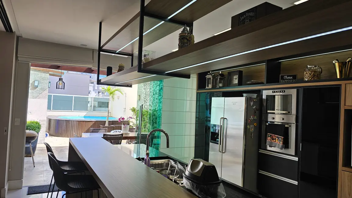 Foto 5 de Apartamento com 3 quartos à venda, 177m2 em Centro, Balneario Camboriu - SC