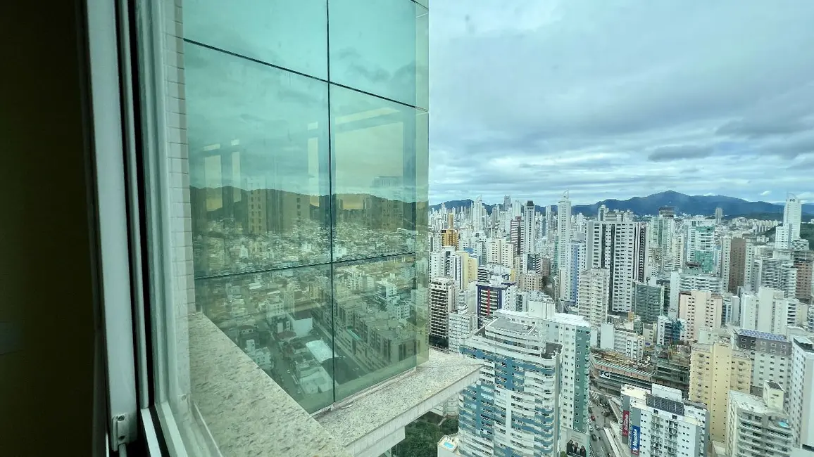 Apartamento com 4 quartos à venda, 229m2 em Pioneiros, Balneario Camboriu - SC - imagem 9 Foto 9 de Apartamento com 4 quartos à venda, 229m2 em Pioneiros, Balneario Camboriu - SC