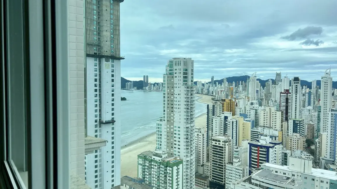 Apartamento com 4 quartos à venda, 229m2 em Pioneiros, Balneario Camboriu - SC - imagem 4 Foto 4 de Apartamento com 4 quartos à venda, 229m2 em Pioneiros, Balneario Camboriu - SC