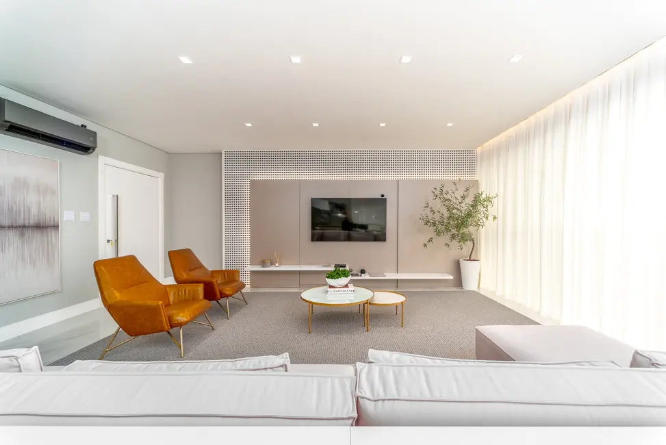 Foto 3 de Apartamento com 4 quartos à venda, 198m2 em Meia Praia, Itapema - SC