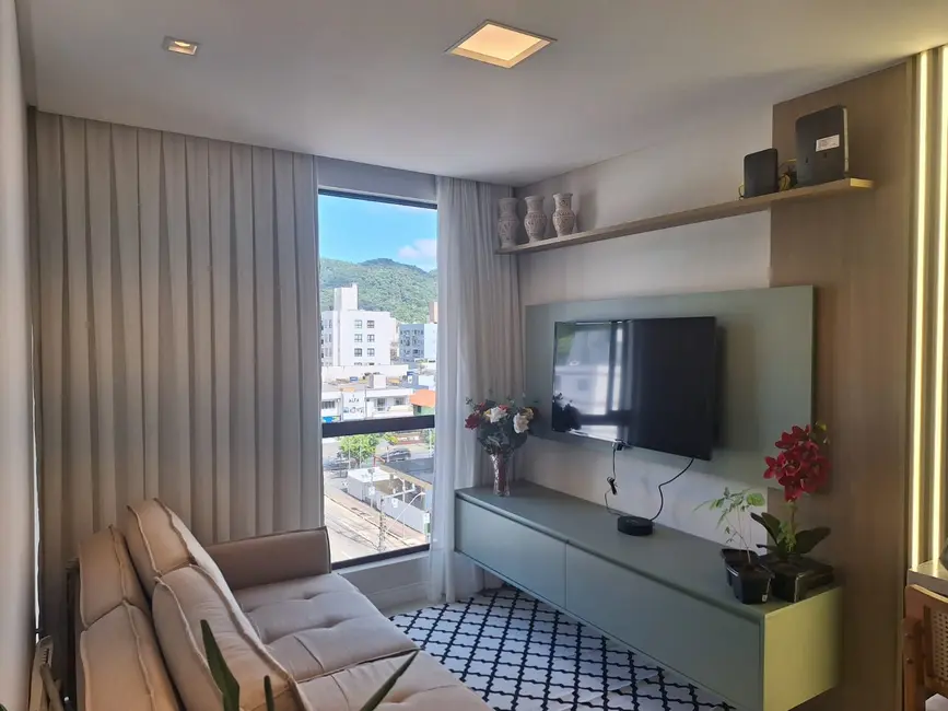 Foto 1 de Apartamento com 2 quartos à venda, 64m2 em Nações, Balneario Camboriu - SC