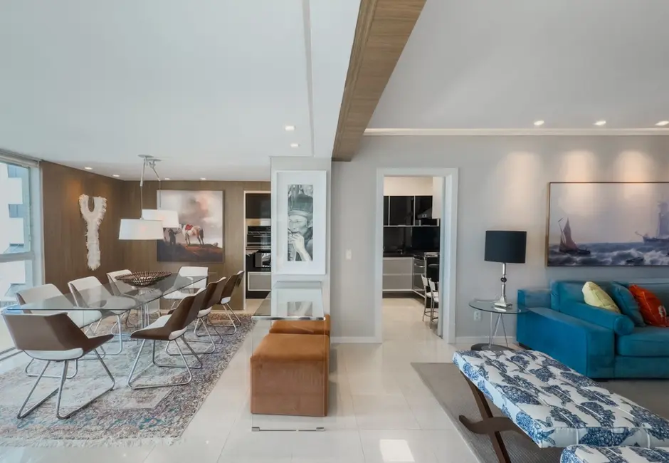 Apartamento com 3 quartos à venda, 156m2 em Centro, Balneario Camboriu - SC - imagem 5 Foto 5 de Apartamento com 3 quartos à venda, 156m2 em Centro, Balneario Camboriu - SC