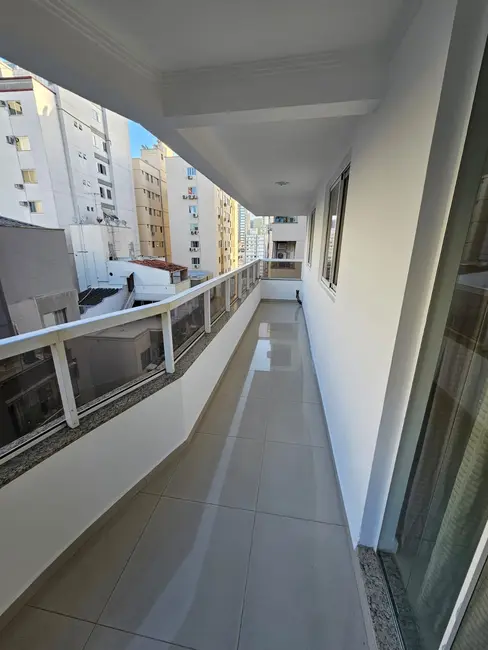 Foto 2 de Apartamento com 3 quartos à venda, 100m2 em Centro, Balneario Camboriu - SC