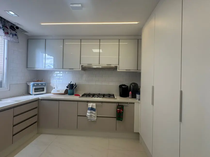 Foto 8 de Apartamento com 4 quartos à venda, 220m2 em Centro, Balneario Camboriu - SC
