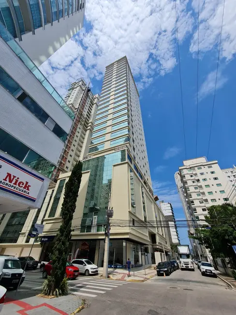 Foto 1 de Apartamento com 3 quartos à venda, 137m2 em Itapema - SC